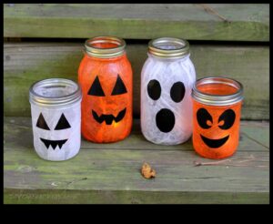 Extravaganza Crafting Halloween: פרויקטי עשה זאת בעצמך למחזה מפחיד