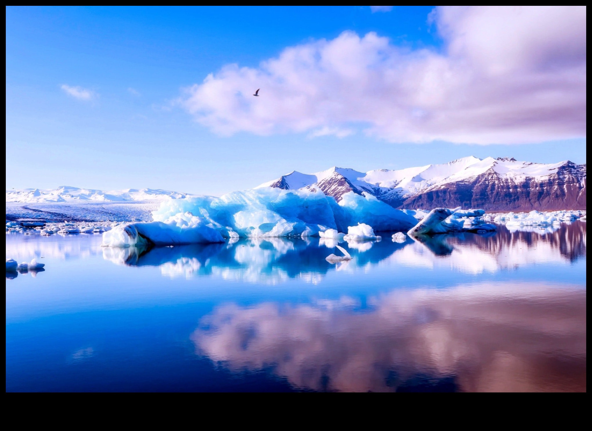 לחש החורף: נופים קסומים מכוסים בשלג