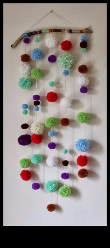 מלאכת פונפון שובבה: פרויקטי עשה זאת בעצמך רכים לילדים